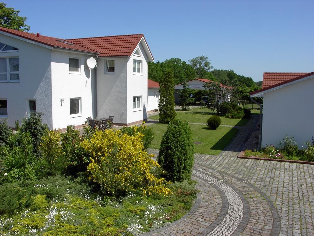 Landhotel Pathes Hof Volkenshagen Exteriör bild