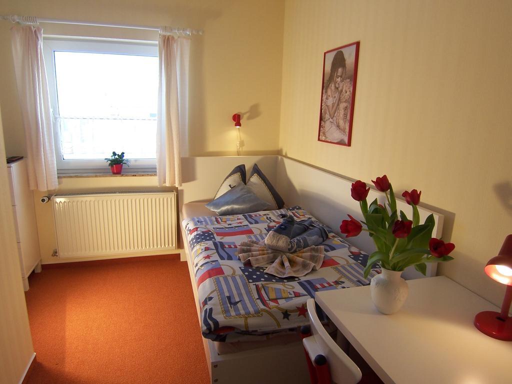 Landhotel Pathes Hof Volkenshagen Rum bild