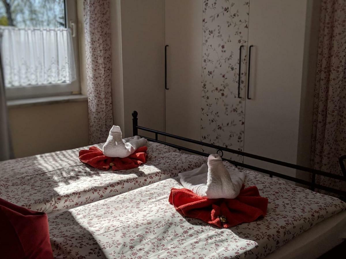 Landhotel Pathes Hof Volkenshagen Exteriör bild