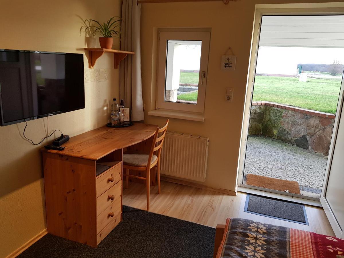 Landhotel Pathes Hof Volkenshagen Exteriör bild