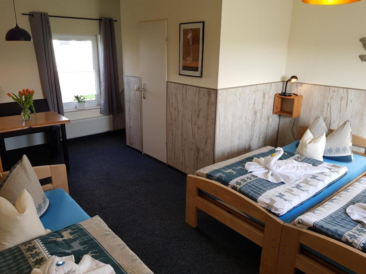 Landhotel Pathes Hof Volkenshagen Exteriör bild